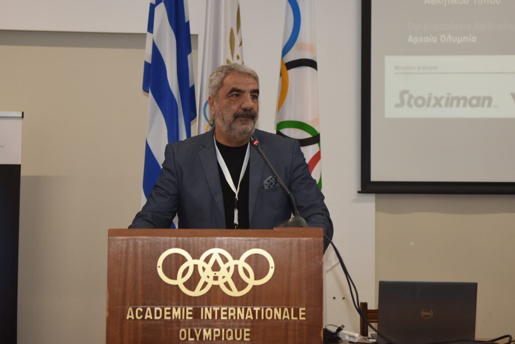 Καλοί είναι οι αθλητές των μεγάλων επιδόσεων, ακόμη καλύτεροι όμως οι αθλούμενοι, δήλωσε ο δημοσιογράφος Γιώργος Χελάκης